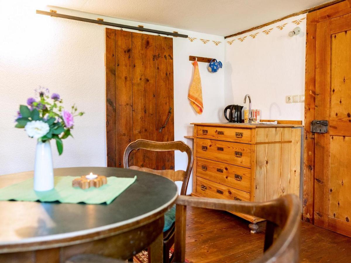 Wohnen Im Denkmal Apartment Gumperda Bagian luar foto